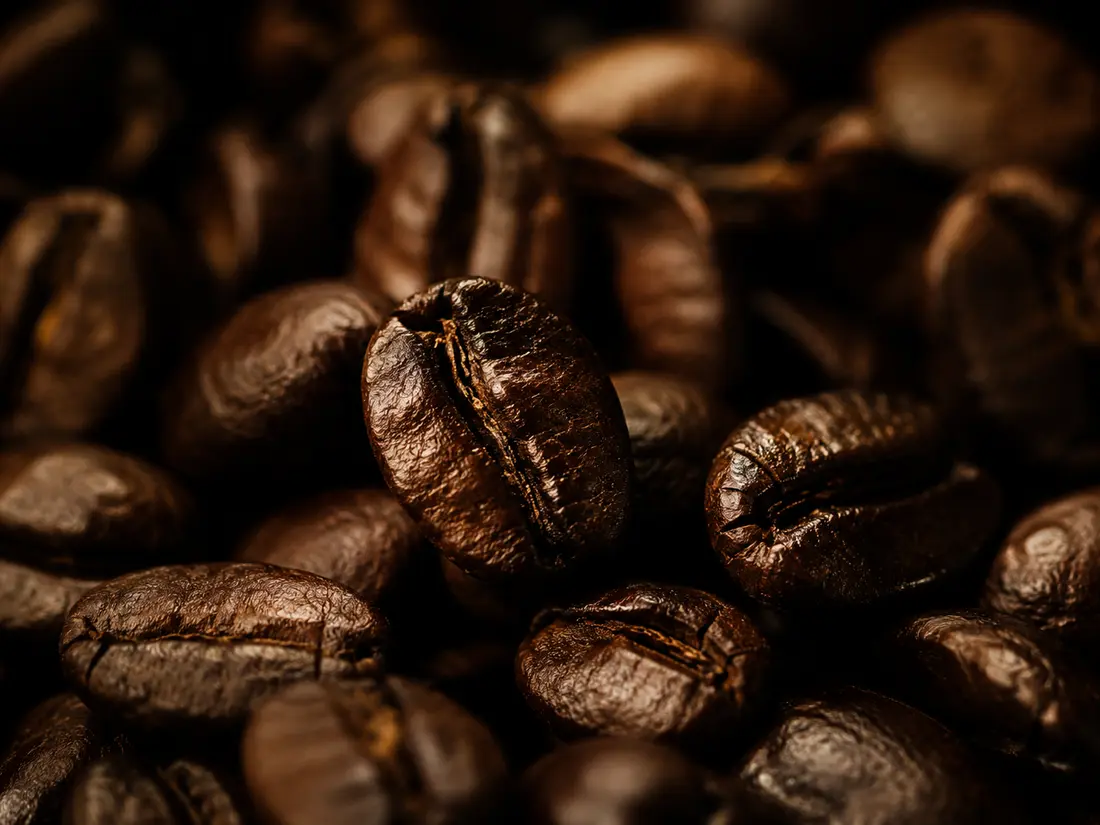 Roasted coffee beans macro